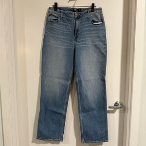 Hollister Ultra High Rise Dad Blue Jeans